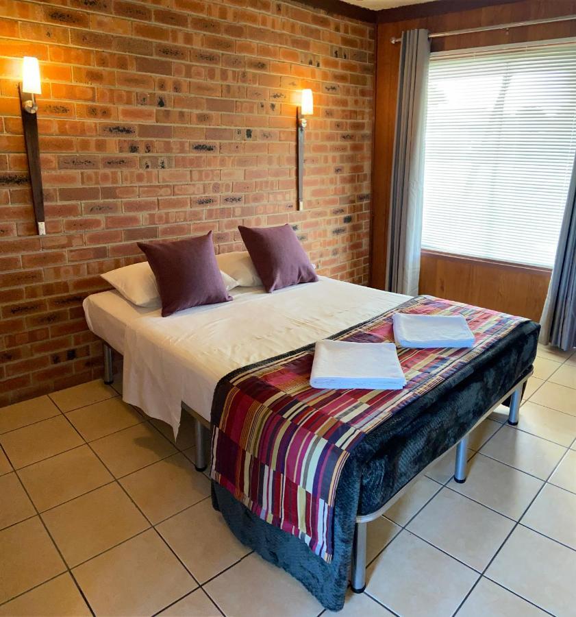 Proserpine Motor Lodge Exterior photo