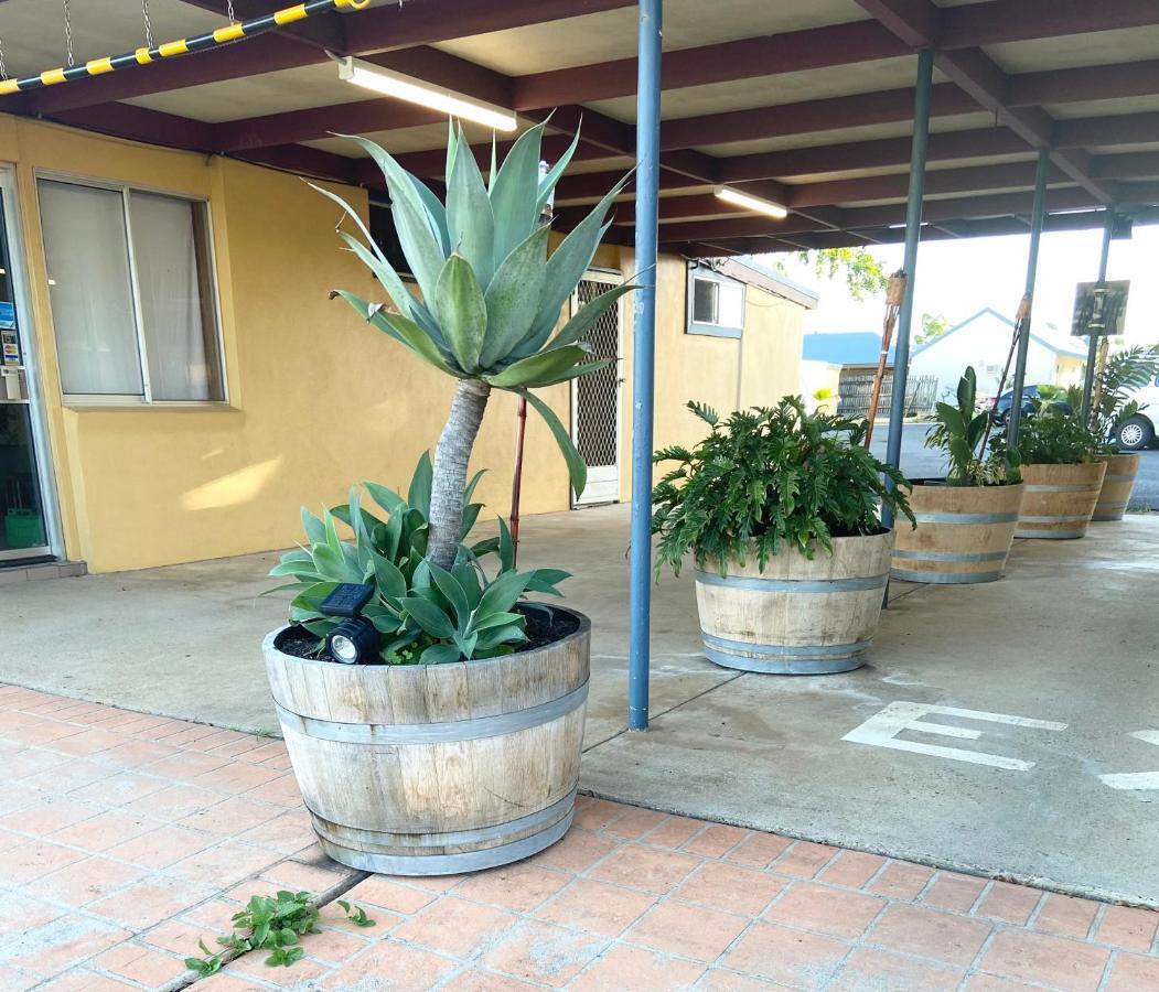 Proserpine Motor Lodge Exterior photo